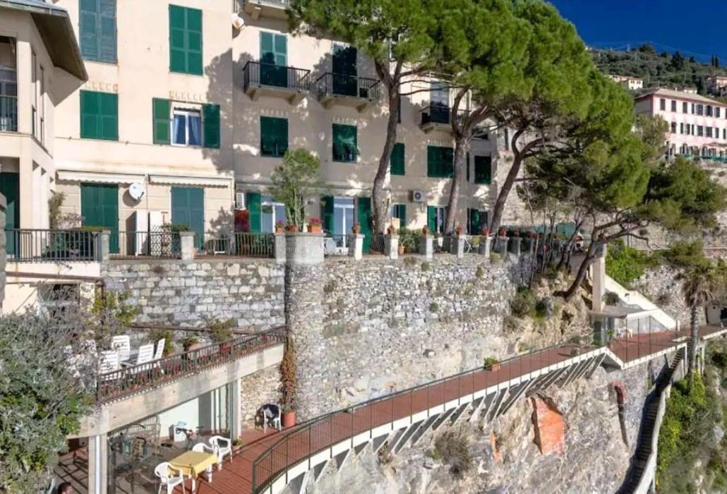 Pieve Ligure A Picco Sul Mare Con Piscina Villa Regina מראה חיצוני תמונה