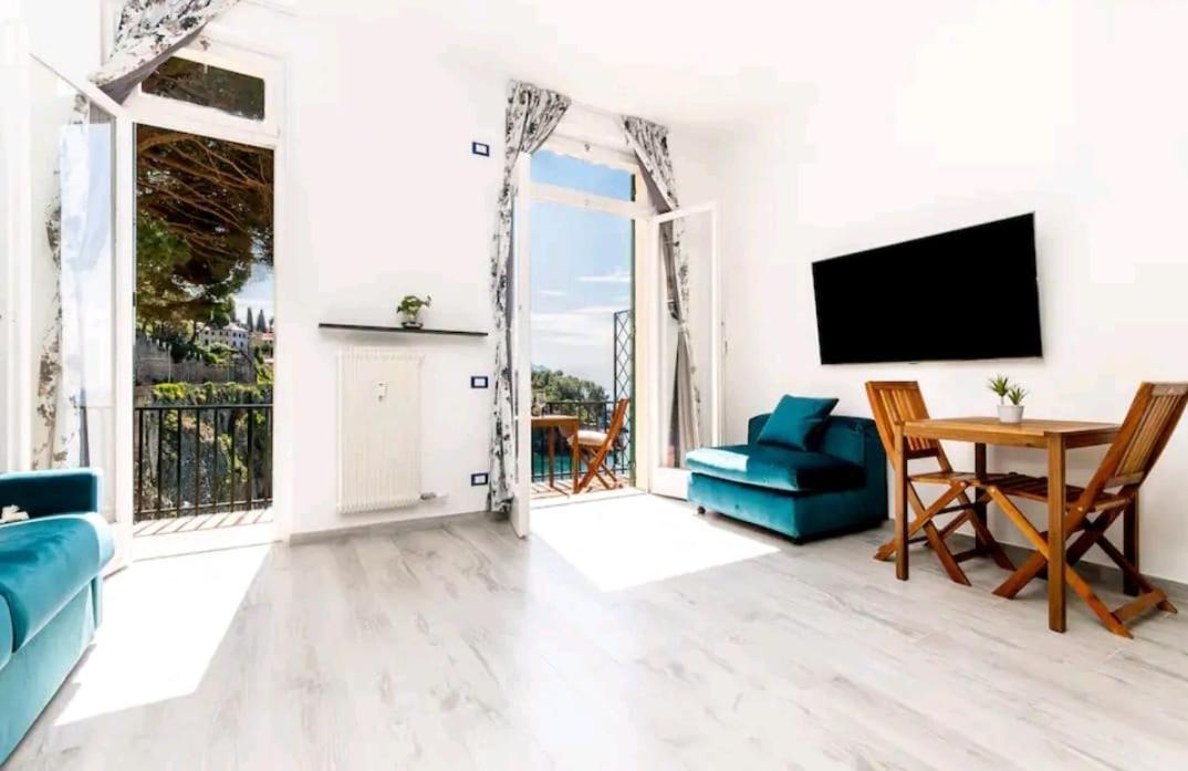 Pieve Ligure A Picco Sul Mare Con Piscina Villa Regina מראה חיצוני תמונה