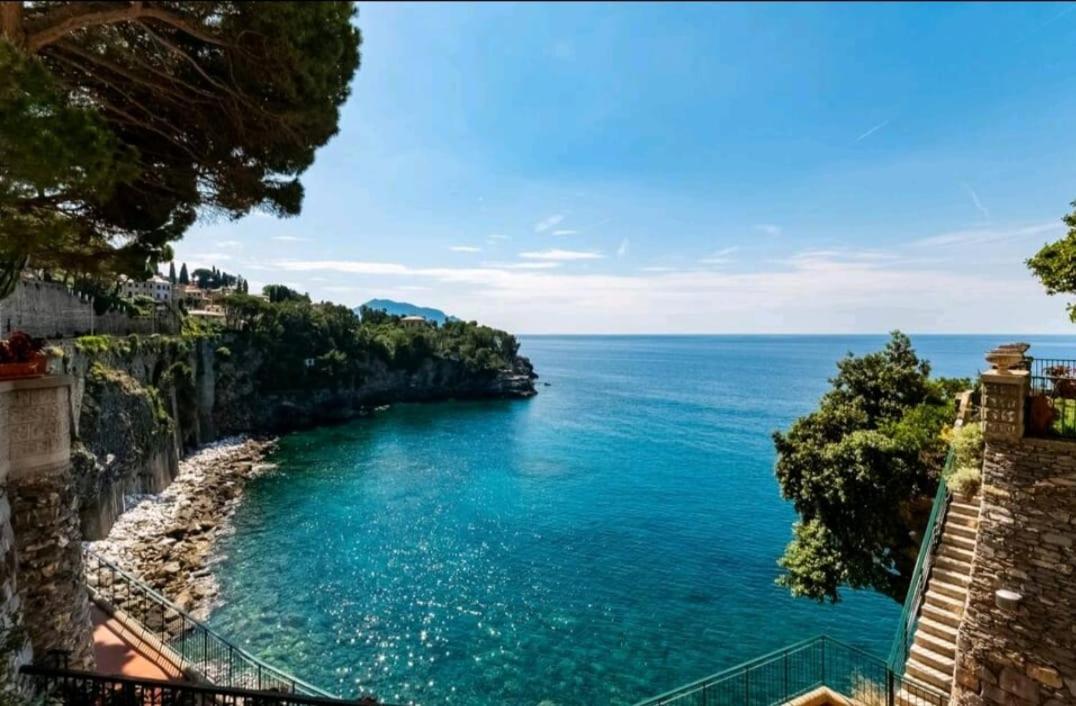 Pieve Ligure A Picco Sul Mare Con Piscina Villa Regina מראה חיצוני תמונה